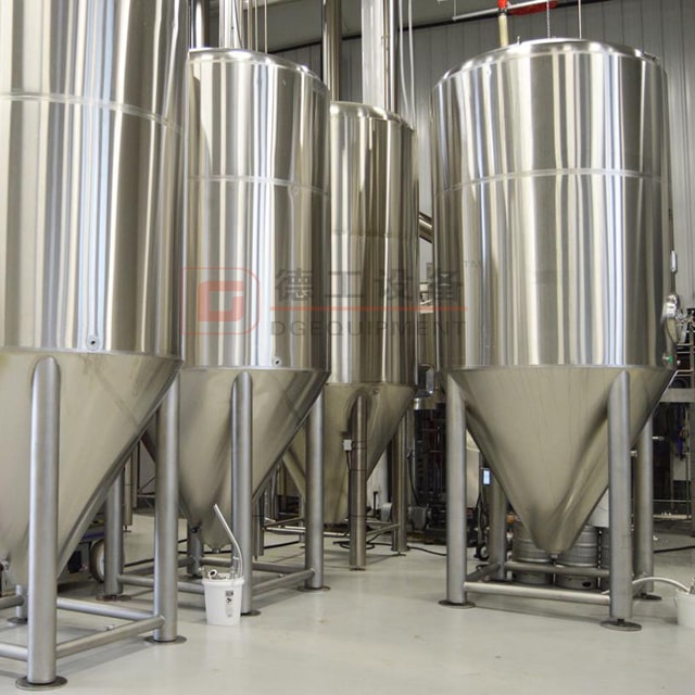 1000L Vertical de acero inoxidable con aislamiento superior / lateral Boca de enfriamiento Chaqueta de fermentación de cerveza Tanque Sistema de cervecería