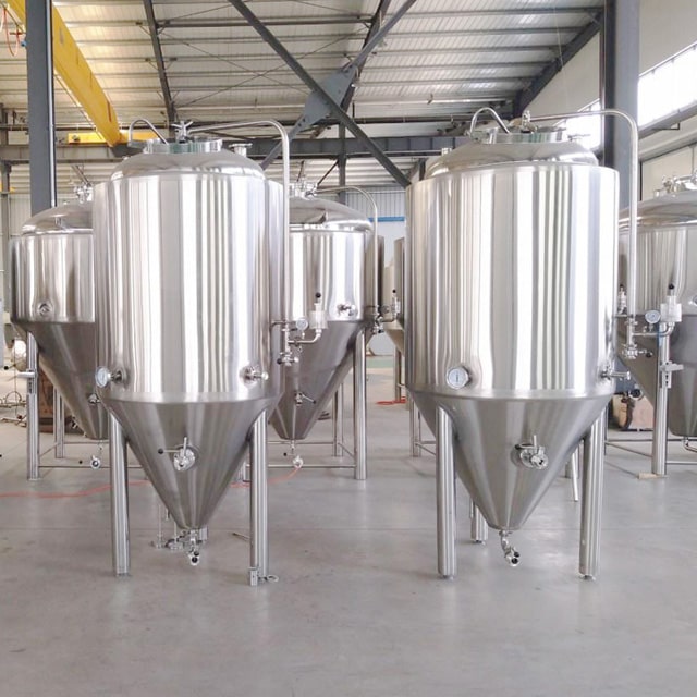 500L Chapa de hoyuelos de doble pared Stainles Tanque de fermentación de cerveza con aislamiento de acero cónico disponible